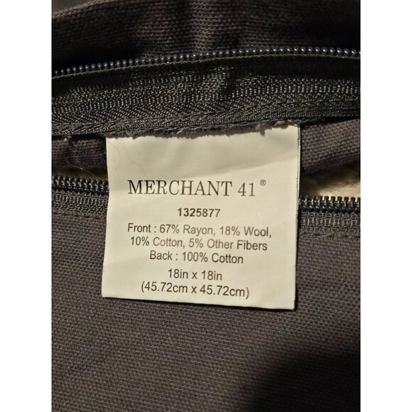 Set Of 2 Decorative Pillow Covers 18"x18" Merchant 41 Gray & White Rayon/Wool/Co - Picture 4 of 9